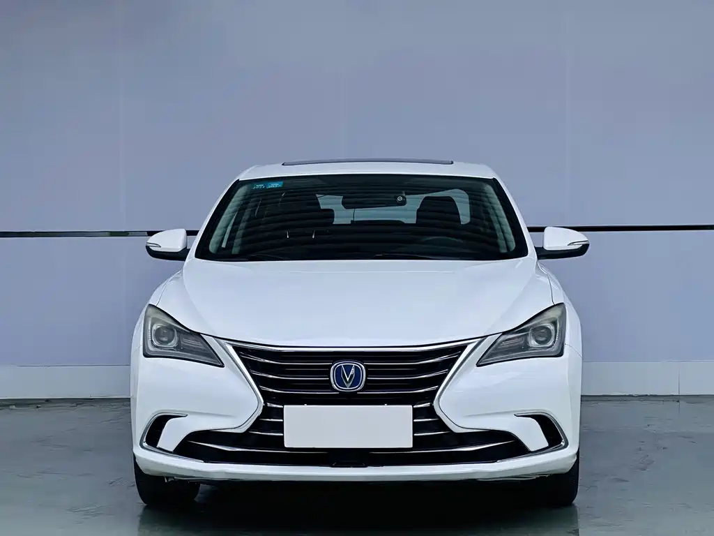 Changan Eado 2019 — фото 2