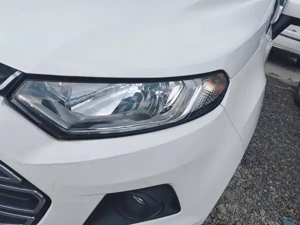 Ford EcoSport 2015