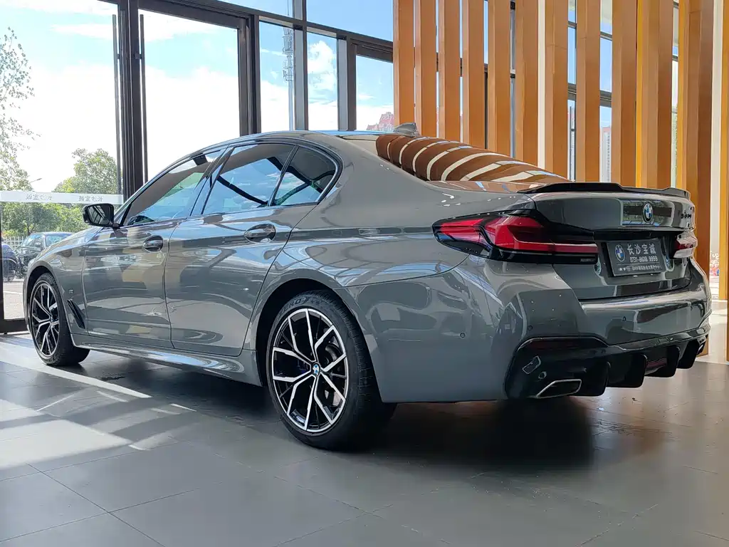 BMW 5 Series 2022