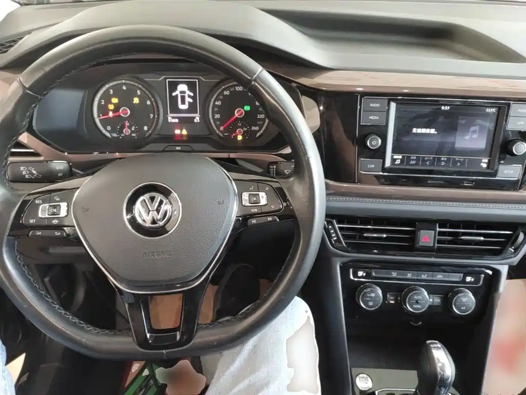 Volkswagen Tharu 2019 — фото 10