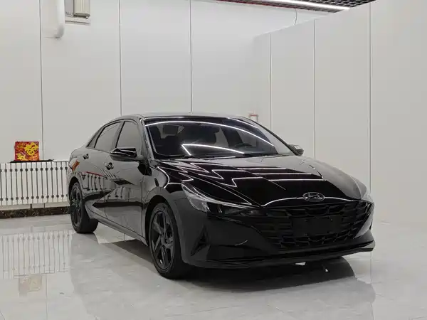 Hyundai Elantra 2023