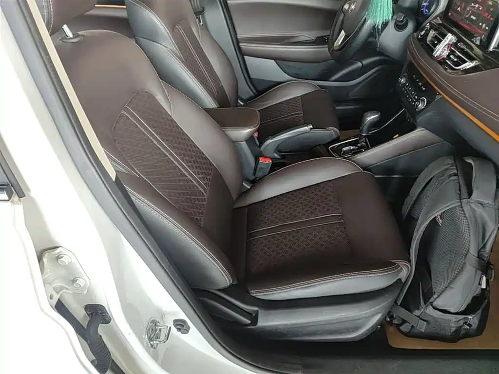 Changan Eado DT 2020 — фото 25