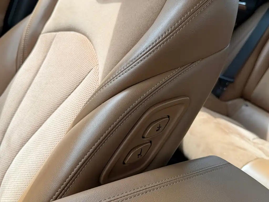 Buick LaCrosse 2020 — фото 18