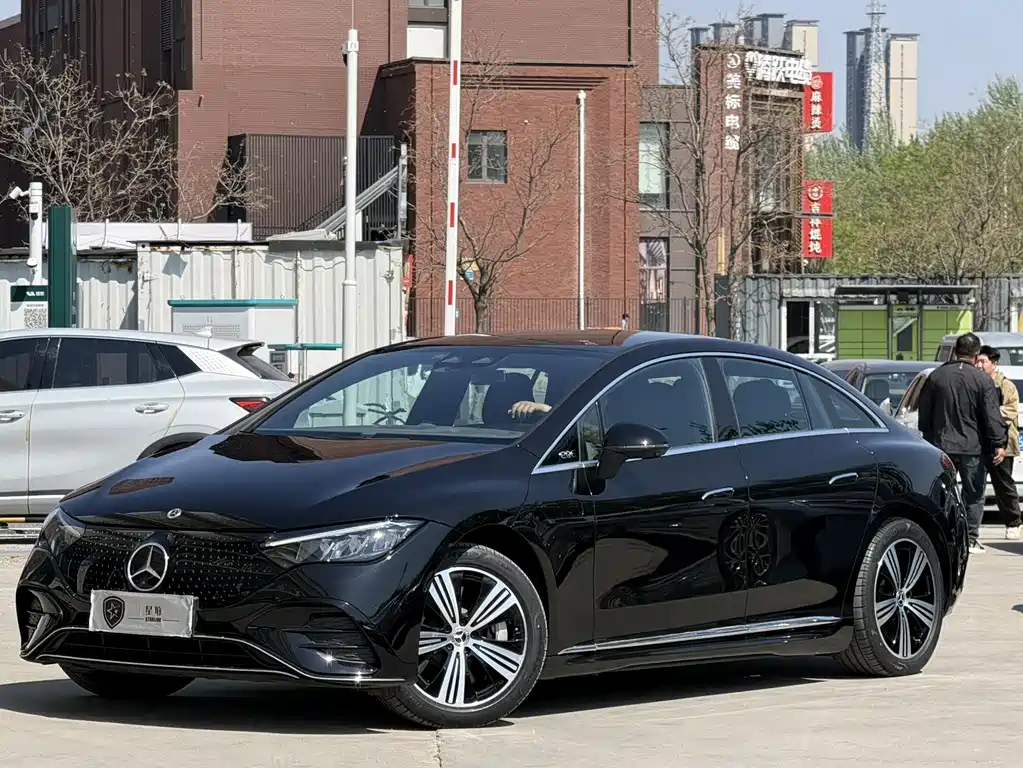 Mercedes-Benz EQE 2022
