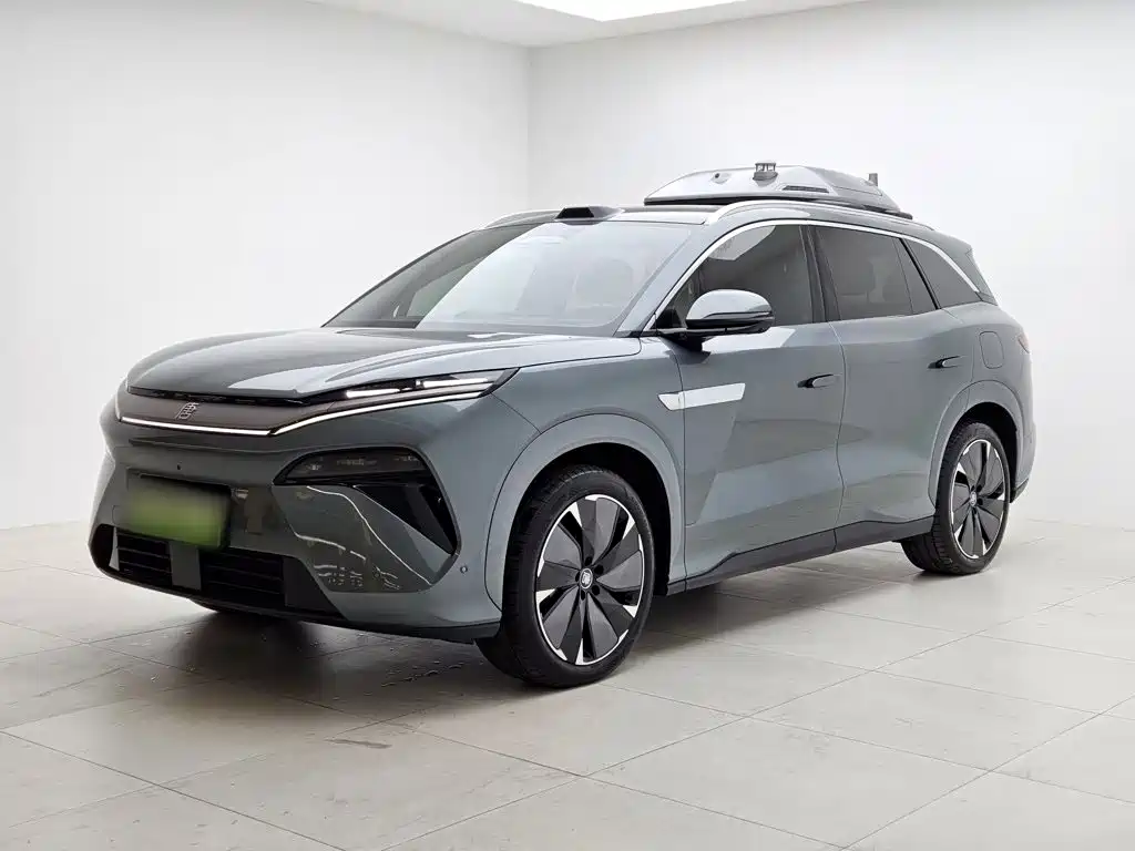 BYD Tang L 2025