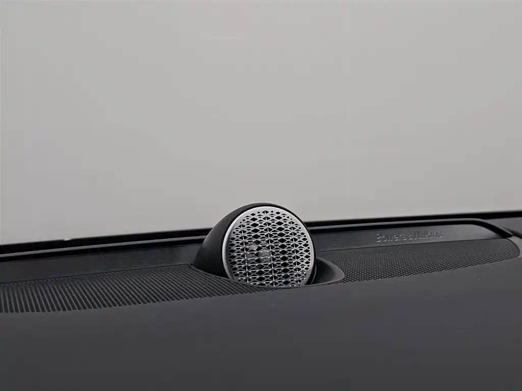 Volvo S90 2025 — фото 15