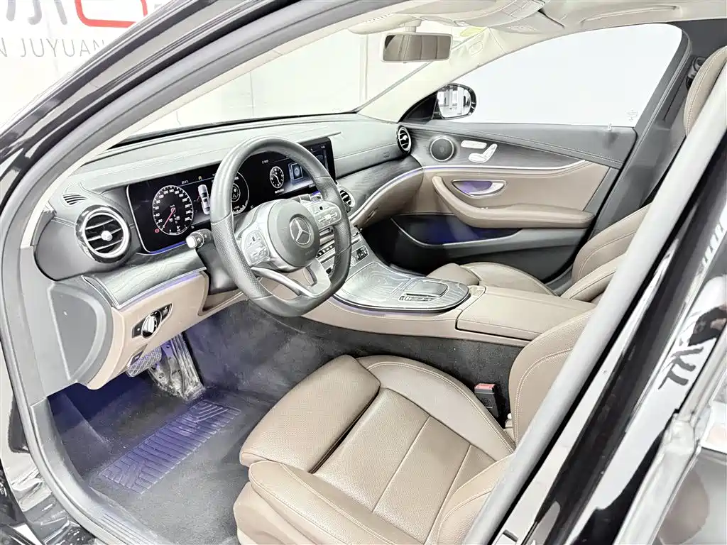 Mercedes-Benz E-Class 2019 — фото 8