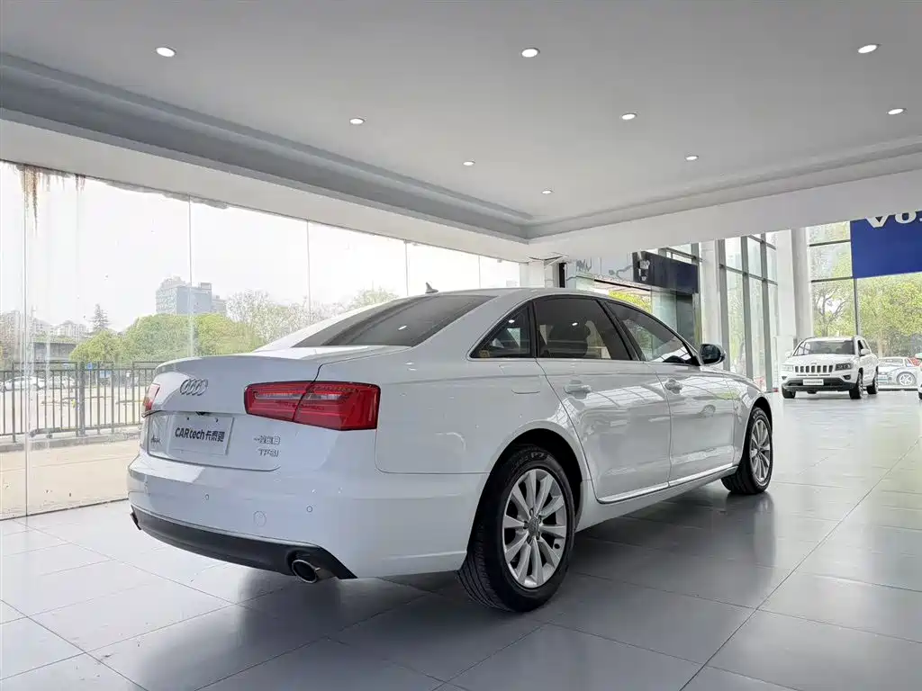 Audi A6L 2015 — фото 5
