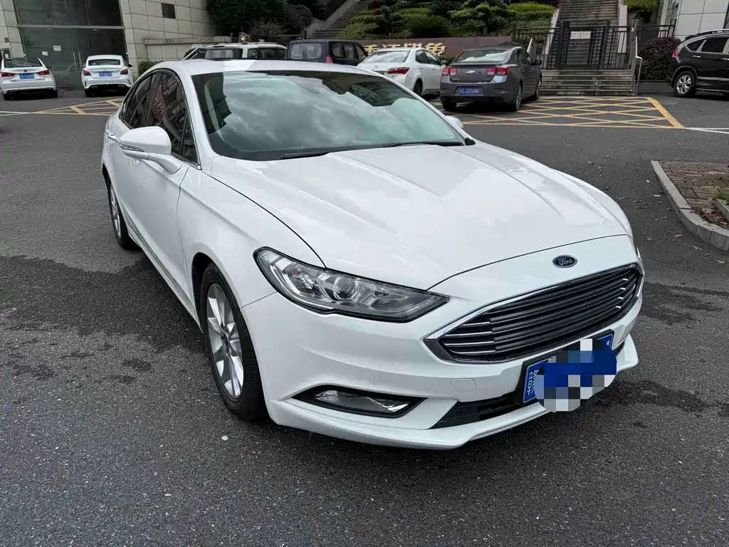 Ford Mondeo 2017 — фото 5