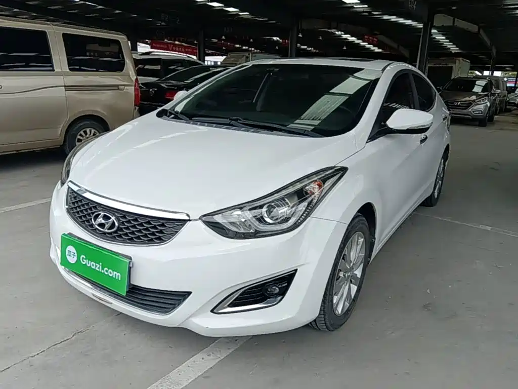 Hyundai Elantra 2016