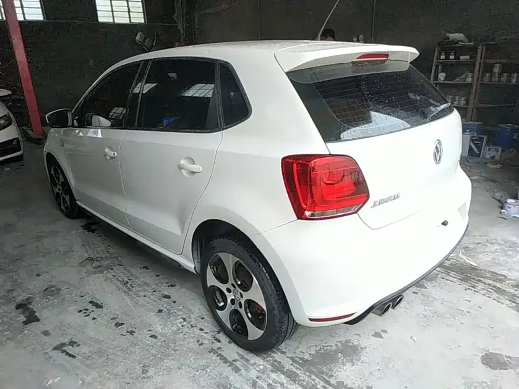 Volkswagen Polo 2015