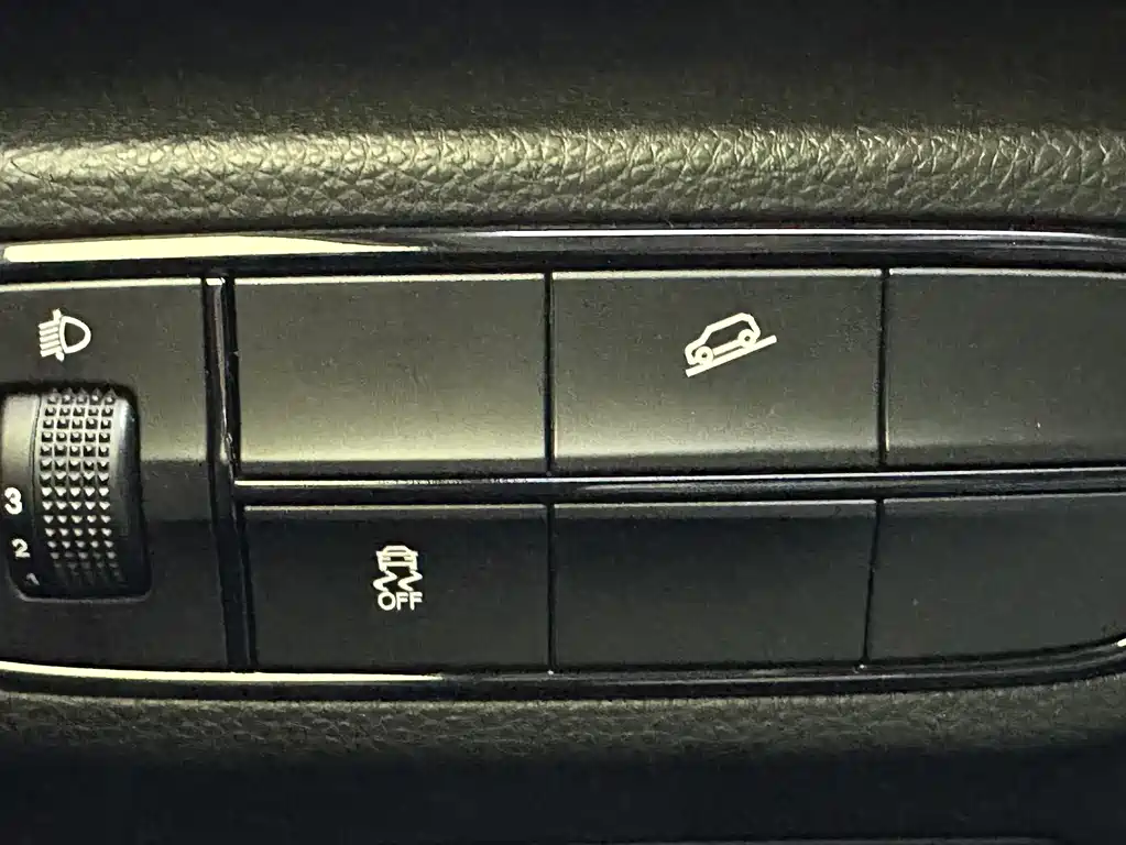 GAC Trumpchi M6 2023 — фото 16