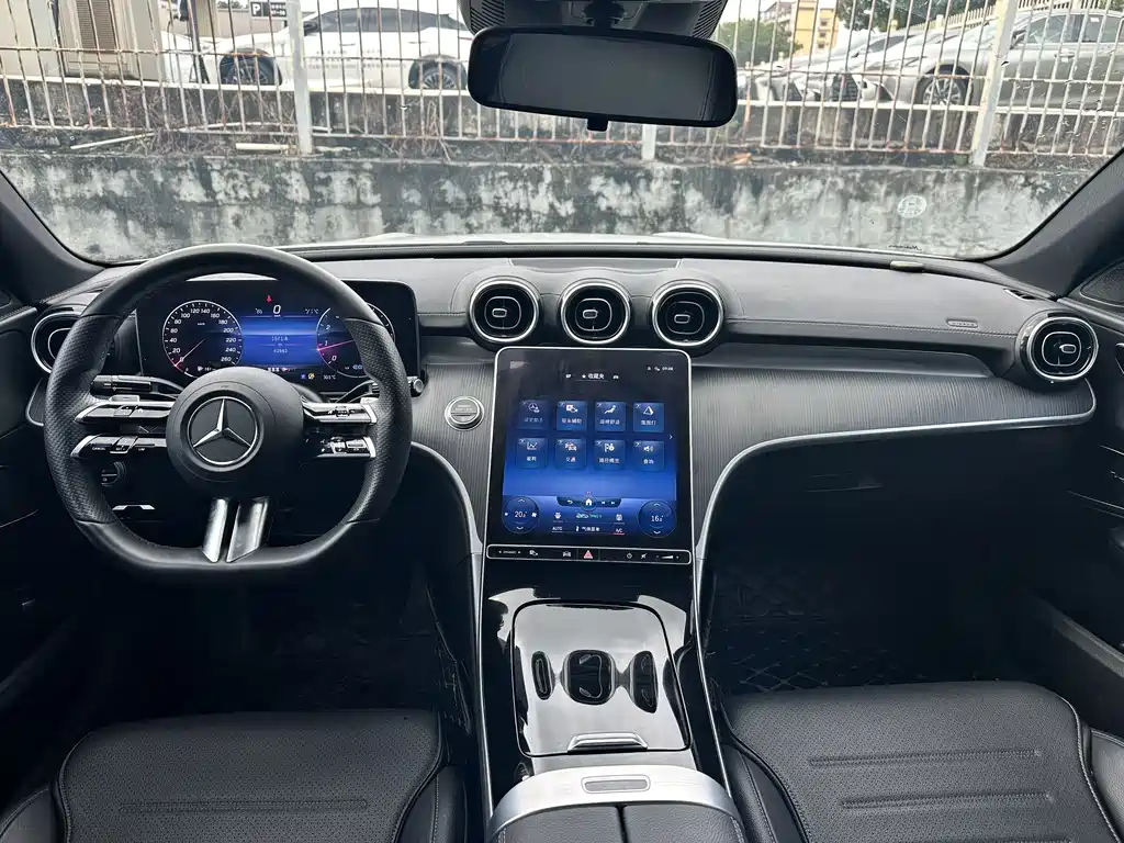 Mercedes-Benz C-Class 2021 — фото 10