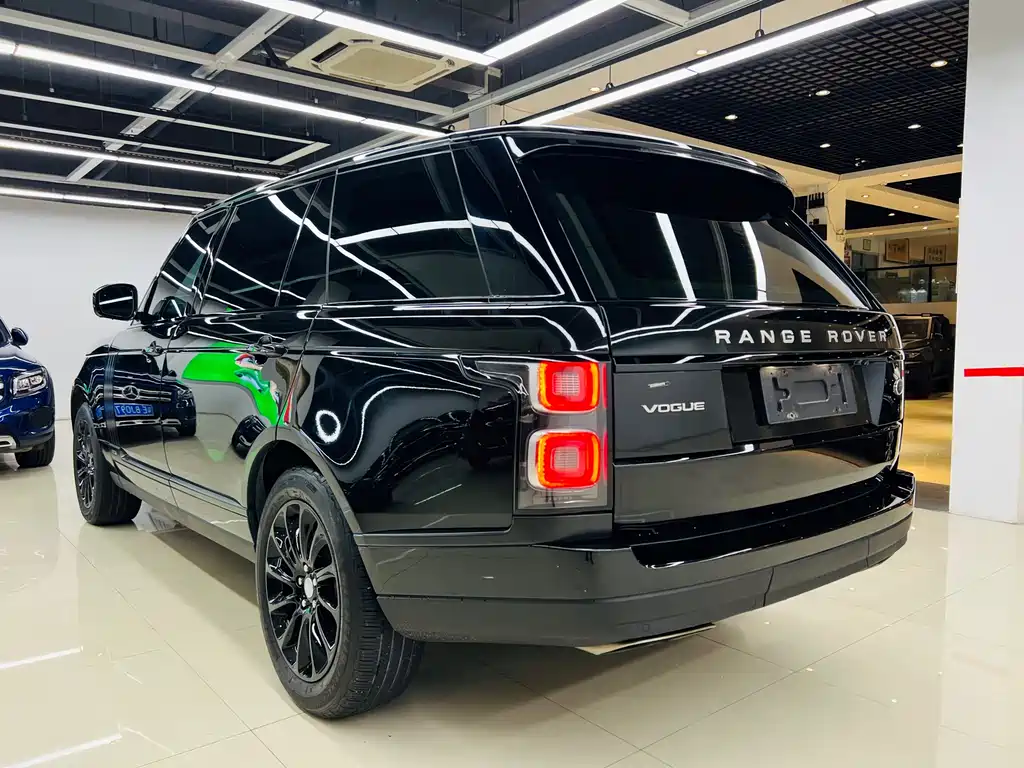 Land Rover Range Rover 2018 — фото 19