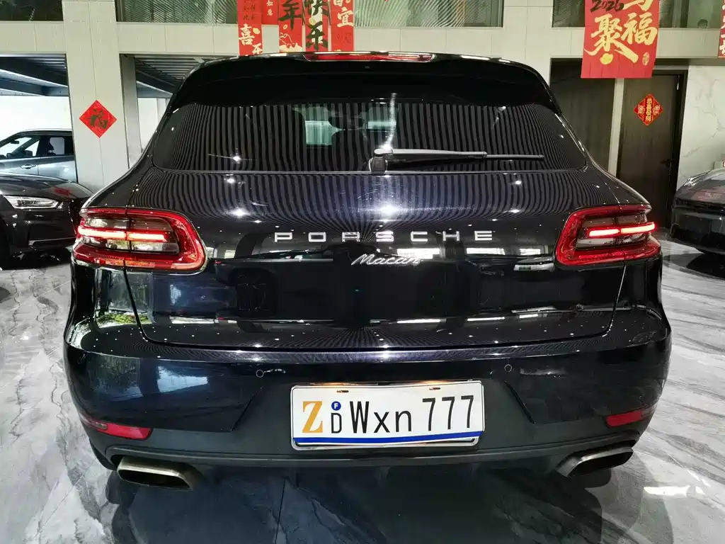 Porsche Macan 2016 — фото 23