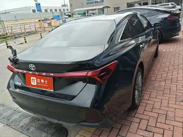 Toyota Avalon 2025