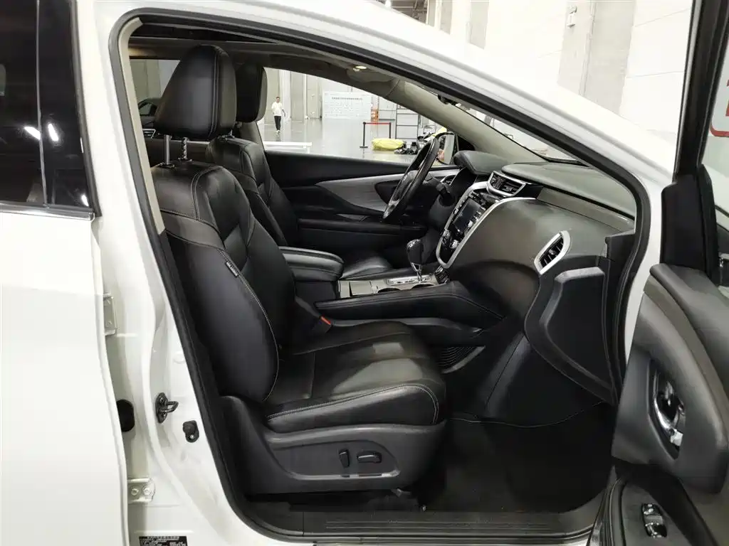 Nissan Murano 2017 — фото 23