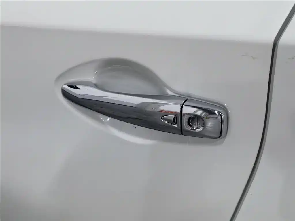 Nissan Murano 2017 — фото 18