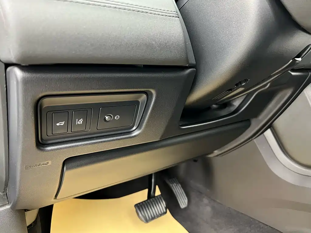Land Rover Discovery Sport 2019 — фото 4