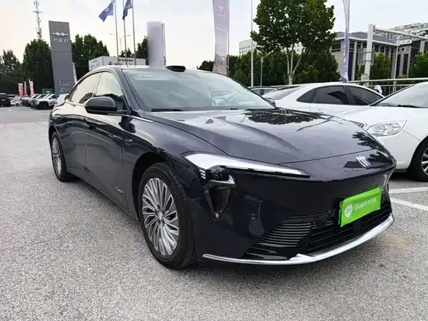 Buick Zhijing L7 2025