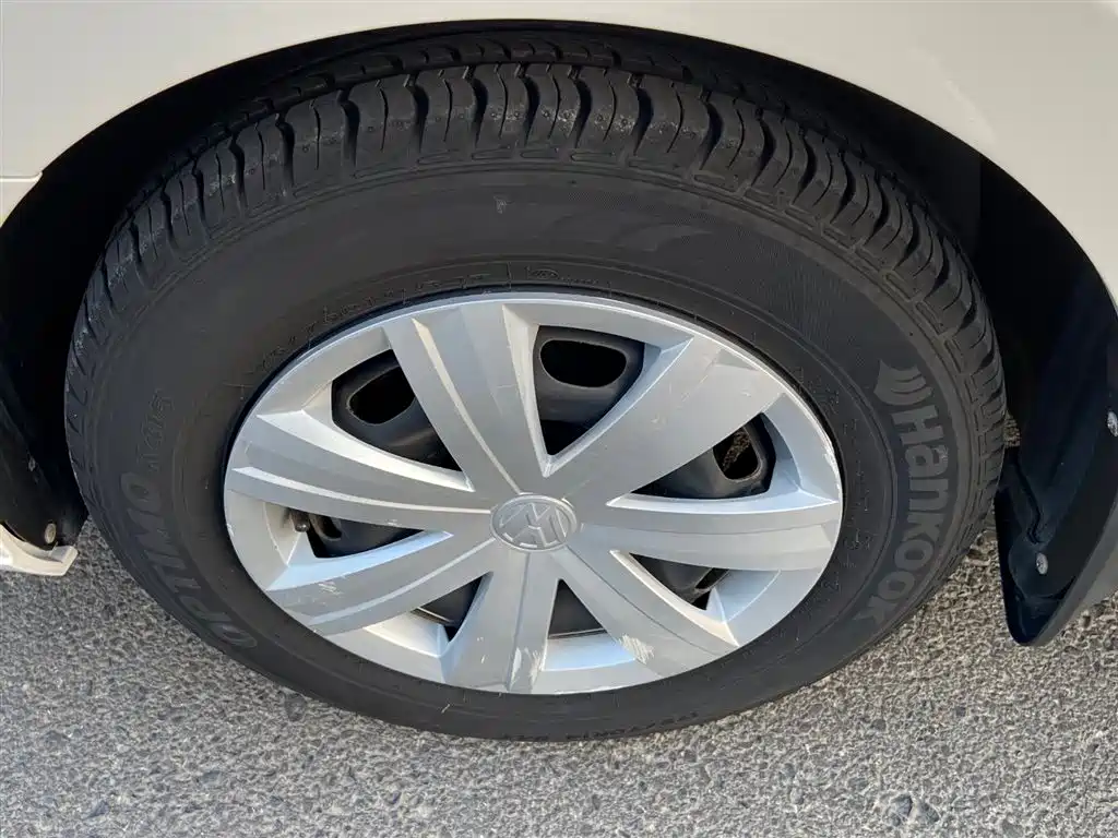 Volkswagen Jetta 2018 — фото 15