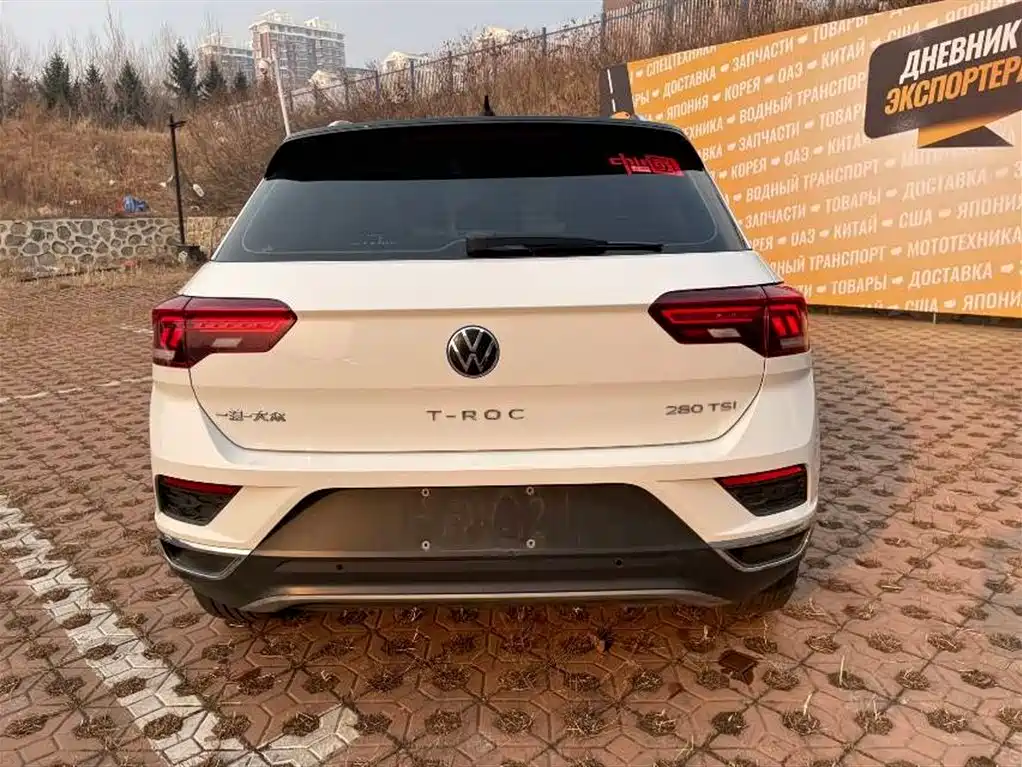 Volkswagen T-Roc 2022 — фото 6