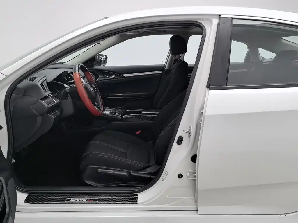 Honda Civic 2021 — фото 10