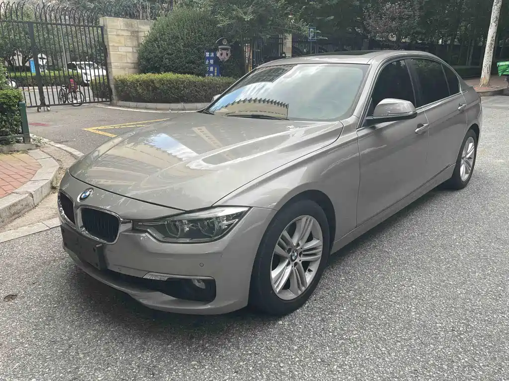 BMW 3 Series 2017 — фото 1
