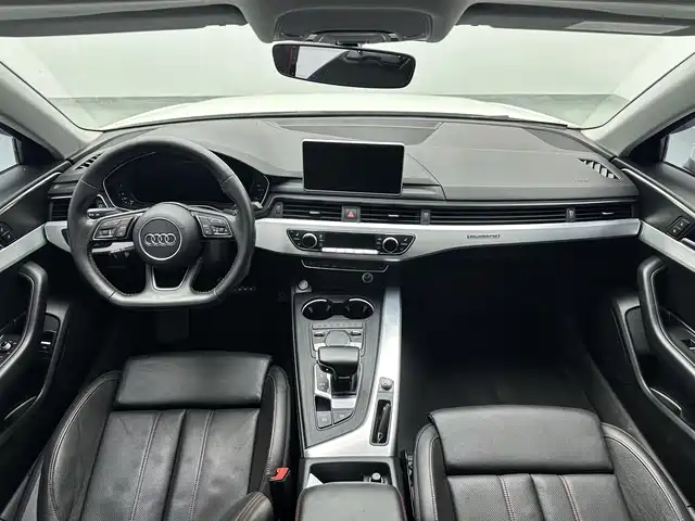 Audi A4L 2017 — фото 9