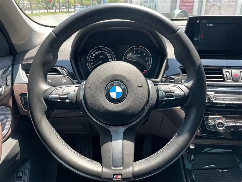 BMW X1 2022 — фото 18