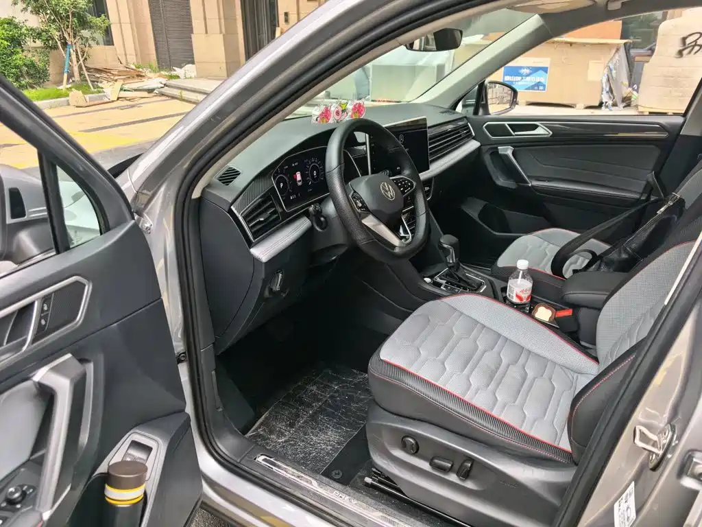 Volkswagen Tiguan L PHEV 2022 — фото 13