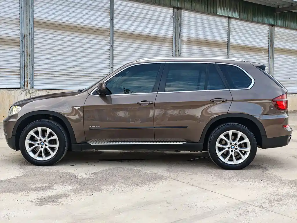 BMW X5 2011 — фото 10