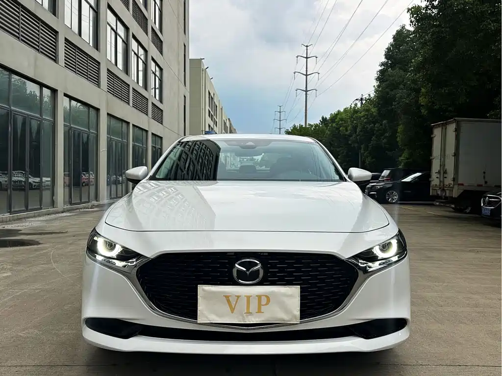 Mazda 3 Angkesela 2025