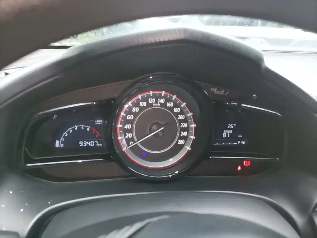 Mazda 3 Axela 2015 — фото 12