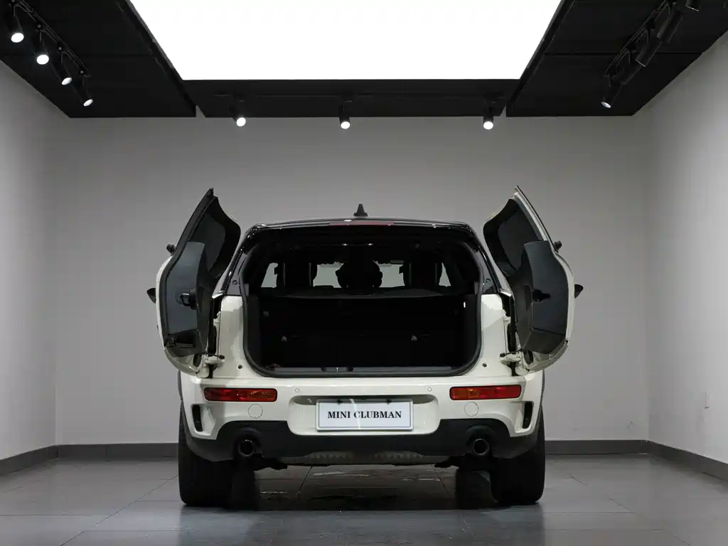 MINI Clubman 2022