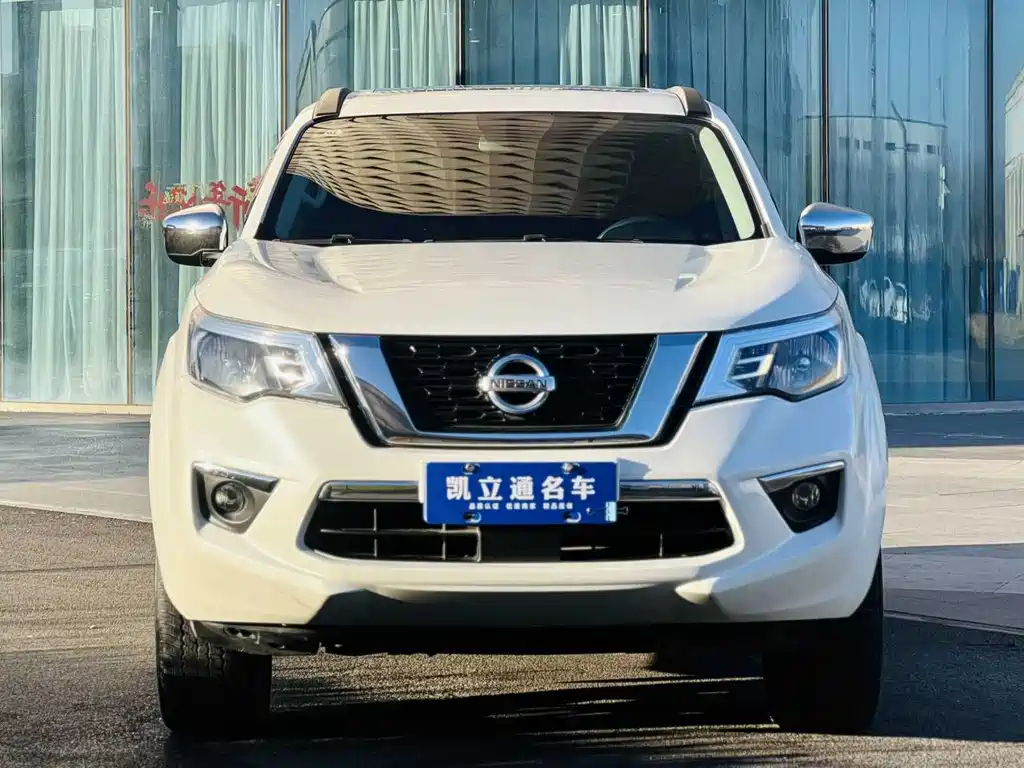 Nissan Terra 2019