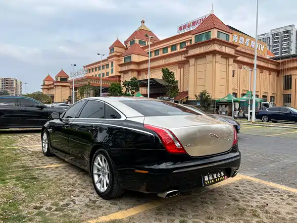 Jaguar XJ 2012