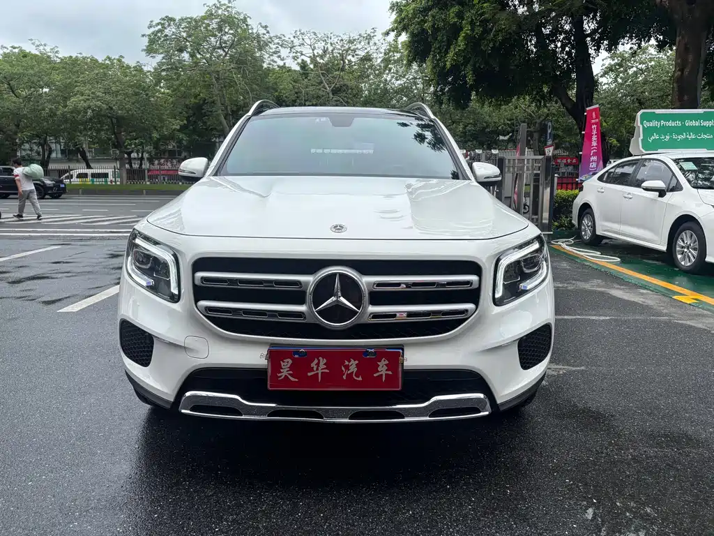 Mercedes-Benz GLB 2022