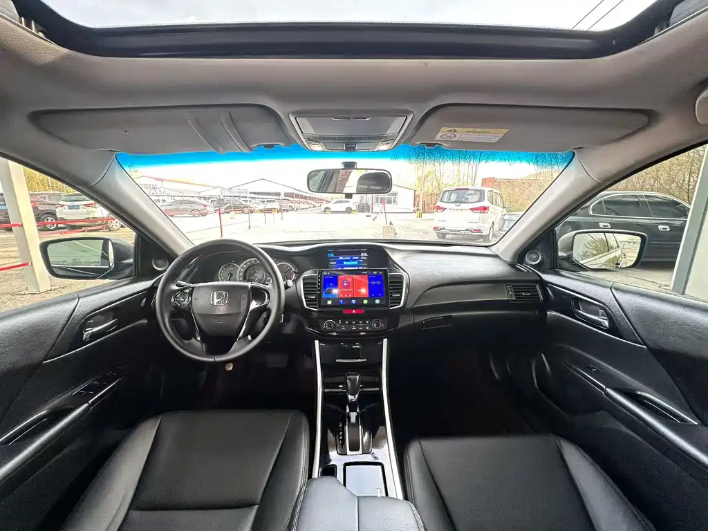 Honda Accord 2017 — фото 4
