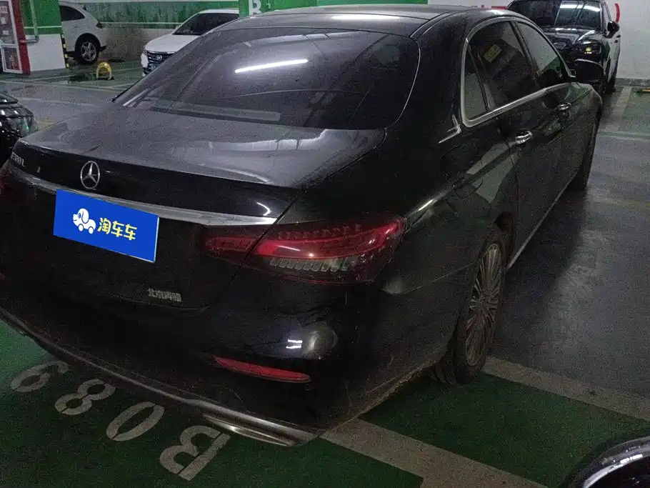Mercedes-Benz E-Class 2022
