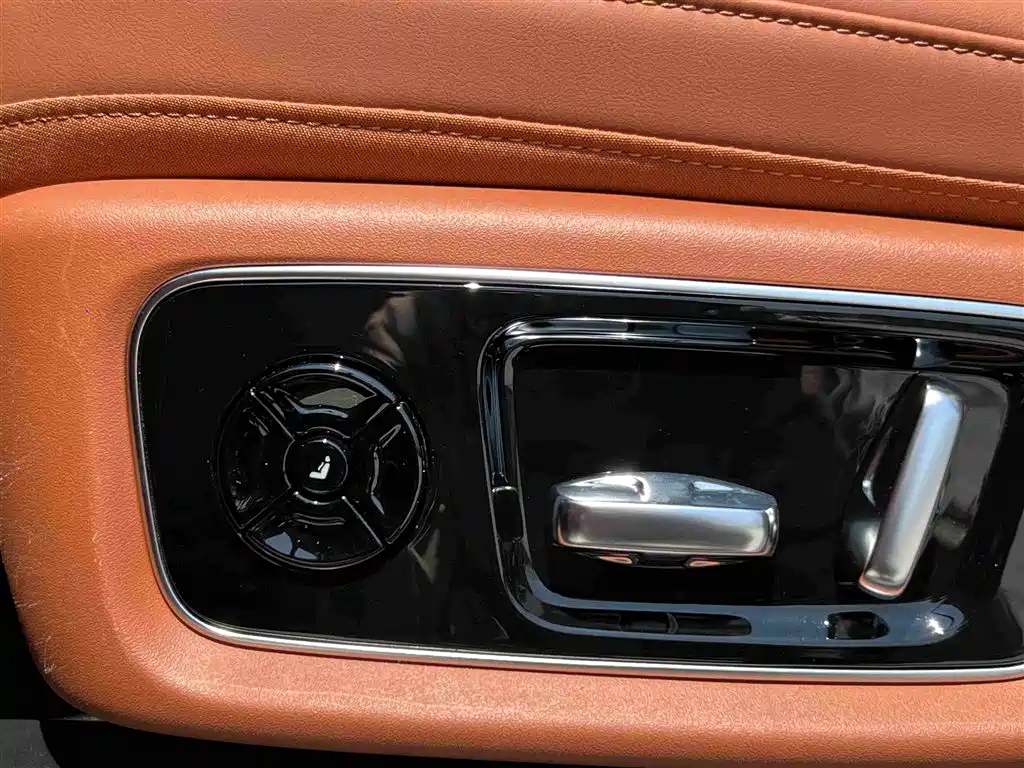 Li Auto Li L8 2024