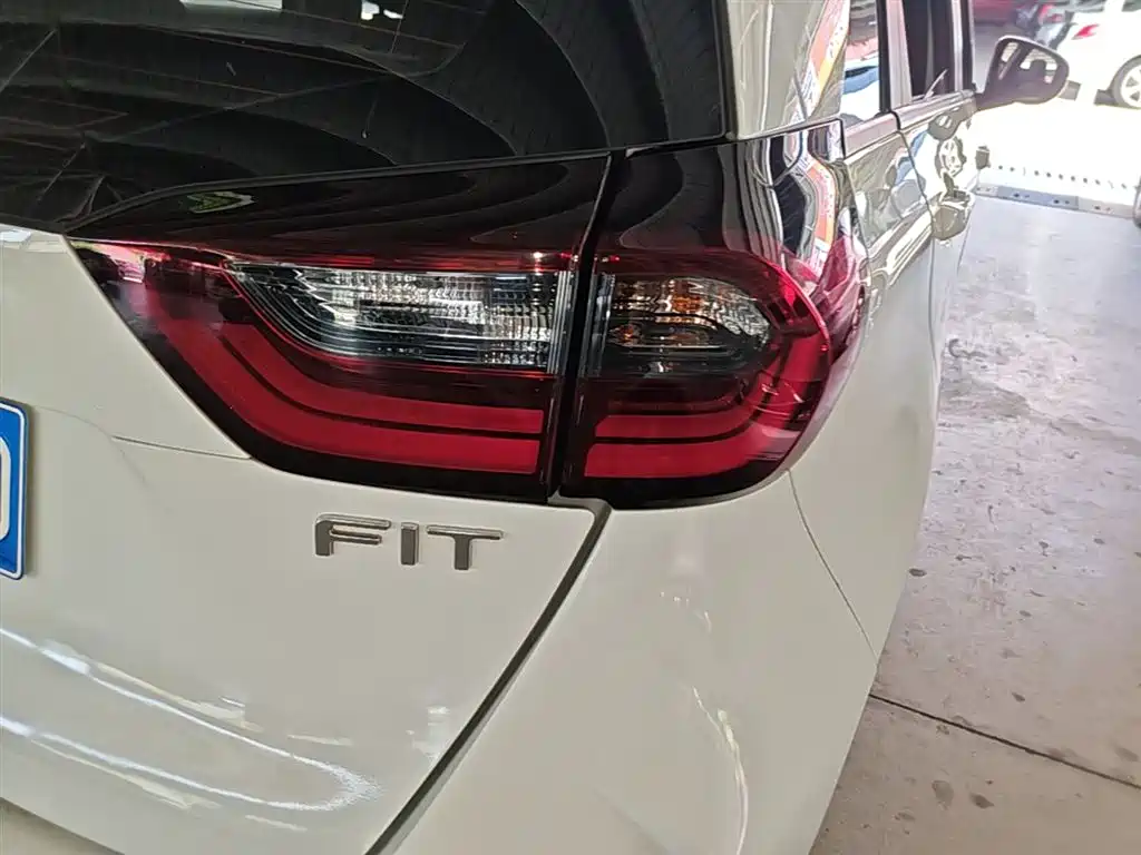 Honda Fit 2022 — фото 8