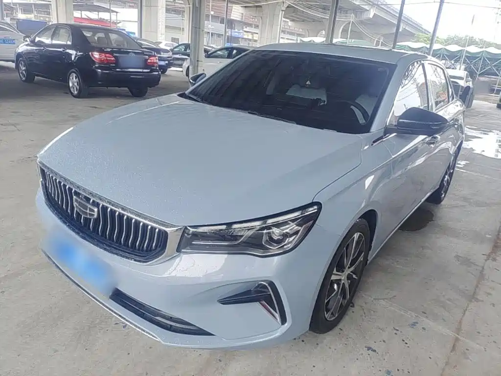 Geely Emgrand 2024