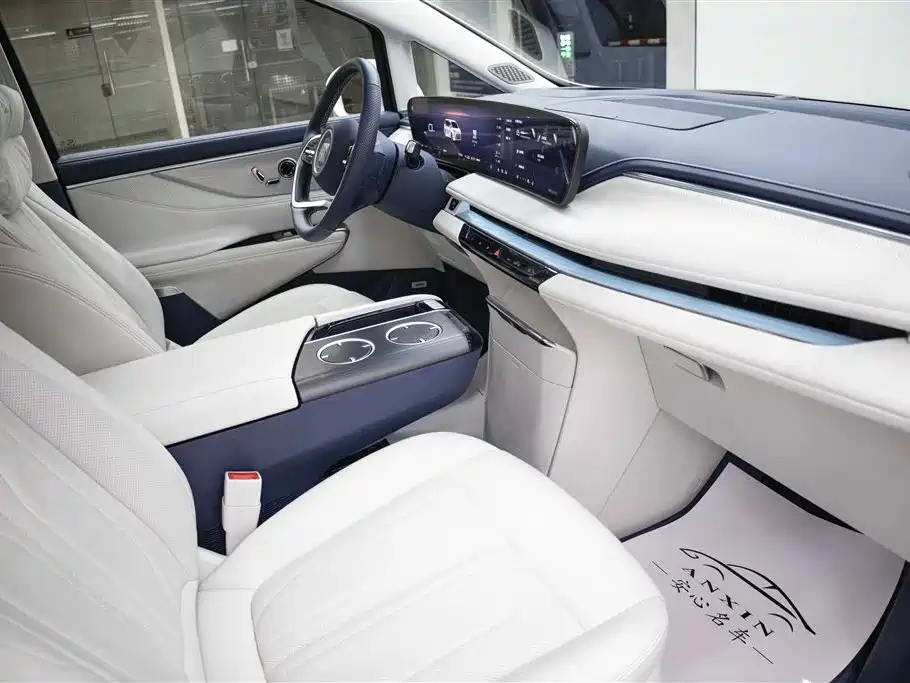 Buick GL8 Hybrid 2024 — фото 18