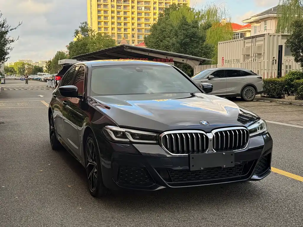 BMW 5 Series 2022
