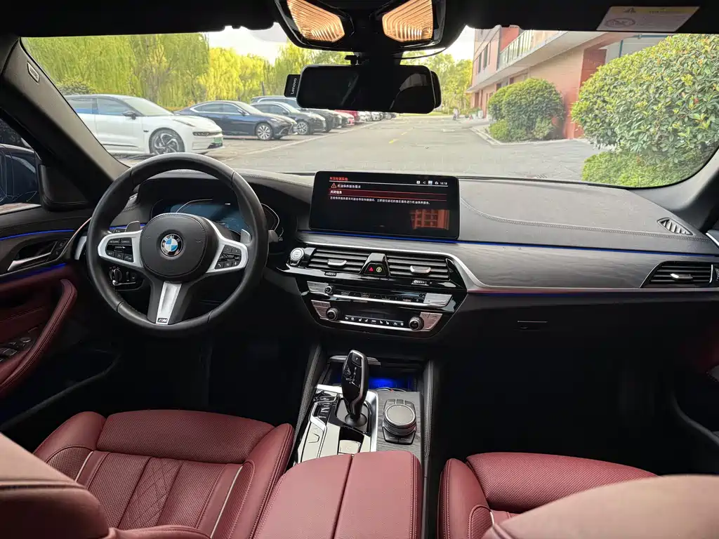 BMW 5 Series 2022