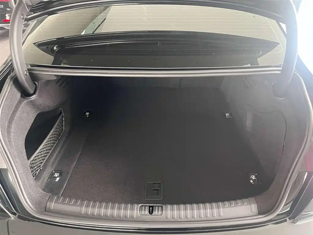 Audi A6L 2025 — фото 15