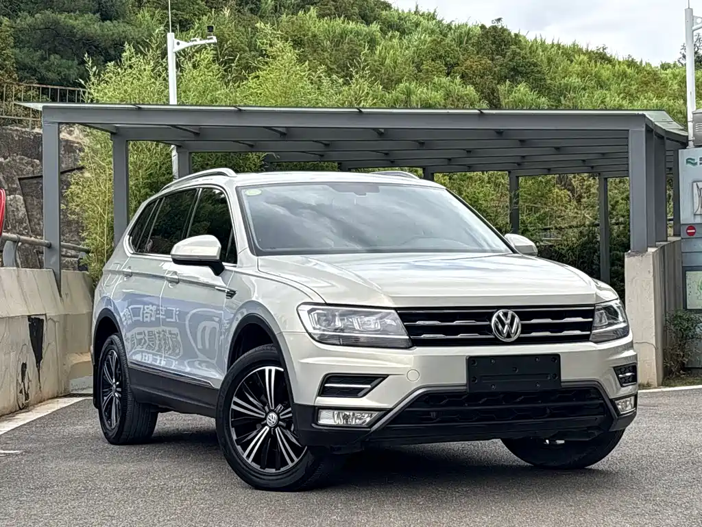 Volkswagen Tiguan L 2020