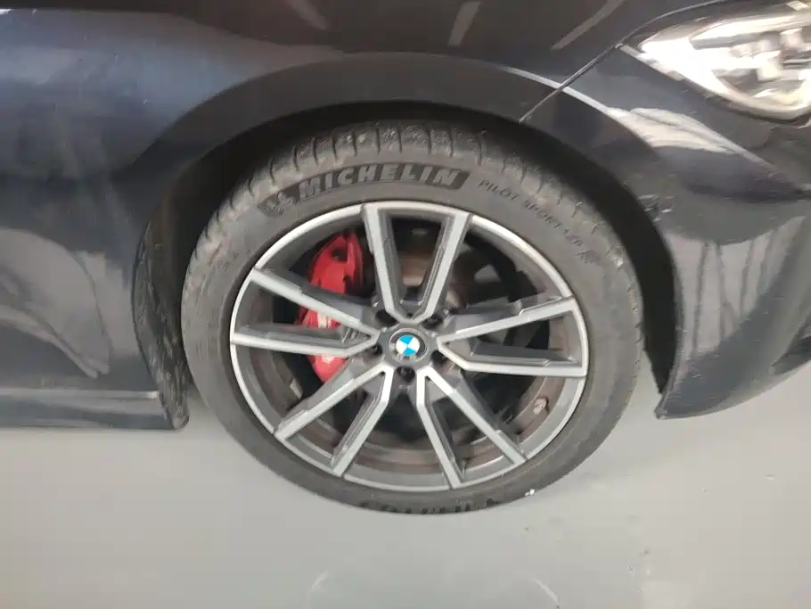 BMW 3 Series 2021