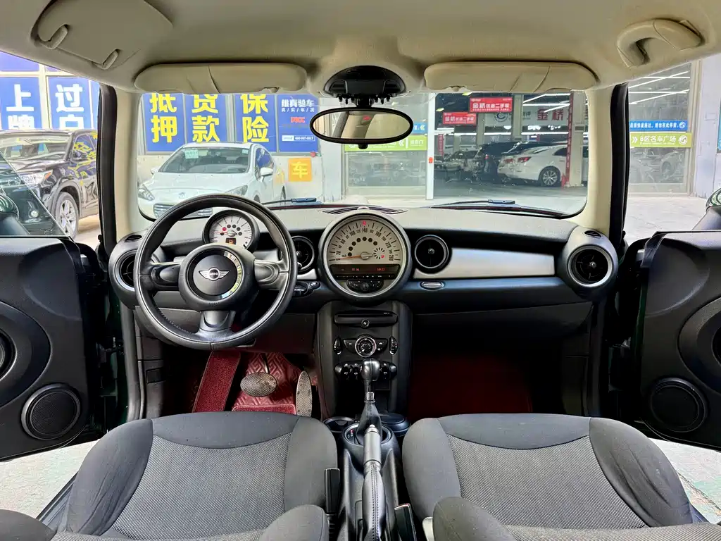 MINI Clubman 2014 — фото 15
